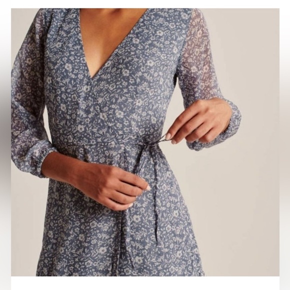 Abercrombie & Fitch Chiffon Wrap Floral Mini Dress Small - Picture 3 of 7